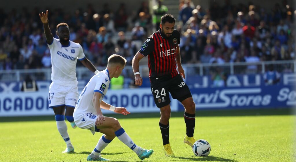 Soi kèo Auxerre vs Annecy 1h45 ngày 27/9 5 soi keo Auxerre vs Annecy 1 1